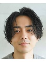 ヘアーズベリー くずは店(hairs BERRY)&nbsp;刈り上げセンターパートにサーフカールで動きを出したリバース