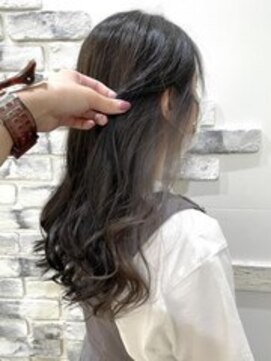 アルファ(alpha) 大人ガーリー/ダークアッシュ/似合わせカット/ミディアムレイヤ