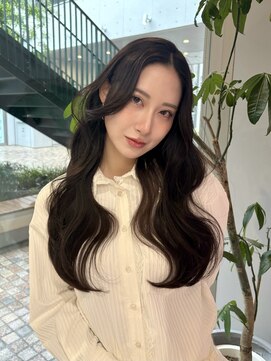 クム(kumu) 大人韓国風◎艶グレージュレイヤーカットで小顔見せ