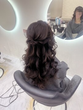 ヘアセットクラン リリー 東梅田店(hair set Clan lily) ふわふわハーフアップ