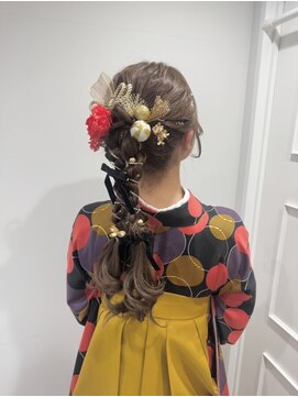 プティクローシェ バイ クオーレ(petite cloche by CUORE) 編み下ろしポニーテール