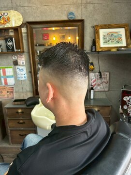 アールズ ヘア(R's hair) MEN’S HAIR/サーフカール/刈り上げセンターパート/印西