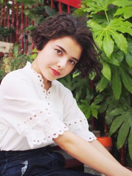 メロウ(MELLOW) フレンチLadyなショートボブ