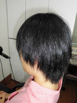 スタジオ ティーウェーブ(S.T.WAVE) ナチュラルストレートヘアー!