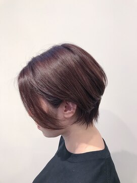 ナイン(9) ◆大人可愛いショートヘア