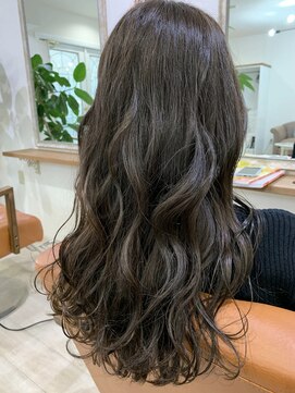 ヘアーデザインアンジー(Hair design Angie) 【アッシュグレージュ】