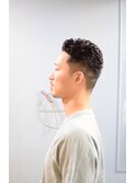 フェードカットパーマスタイル