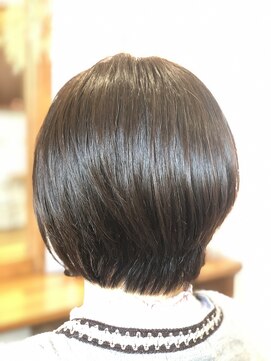 ヘアーアンドスパ ロココ(HAIR&SPA ROCOCO) 軽めショートボブ