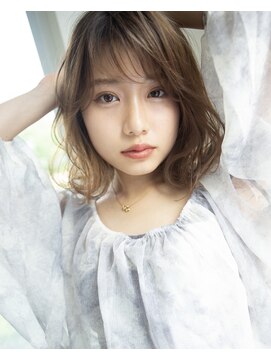 ブラン(BLANC.) 小顔ラフパーマミディ　20代30代40代