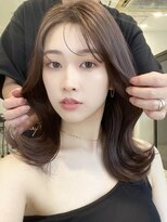 アイヴィー(IVY)&nbsp;小顔に見せる韓国ヘア 流れる顔まわりカット ラベンダーカラー