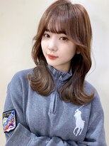 鎖骨下ミディアム小顔レイヤーカット
