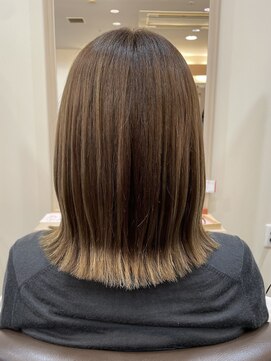 アルターリール(aL ter Rire) くすみベージュ/イルミナカラー/澤瑞絵