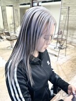 ヲタク(wotaku.)&nbsp;ホワイト×ブラックローライト／ダブルカラー／ケアブリーチ