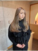 ミルクティーベージュ