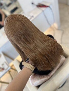 シャルム バイ アローズ 久留米店(CHARM BY AROSE) 20代30代40代大人かわいいゆるふわ愛されシルキーベージュ