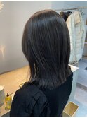 地毛風カラー/ブルーカラー/細めハイライト/切りっぱなしボブ