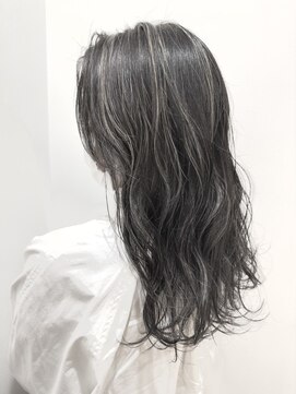 ノアル 大宮店(NOAHL) 白髪ぼかし/ハイライトカラー/カラー/透明感/ハイライト/上尾