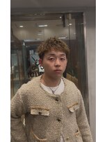 ステラ(STELLA)&nbsp;短髪ハイトーンベージュ