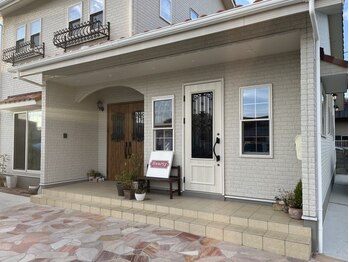 ハーティ(Hearty)の写真/年齢と共に増えてくる髪のお悩みを女性スタイリストがしっかりマンツーマンでカウンセリングし解決へ導く！