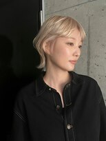 イー(Ii)&nbsp;ブロンド/ショートウルフ