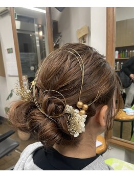 エリザ美容室の写真/卒業式や結婚式用のヘアメイクで主役に！和装洋装どちらでもお任せください★