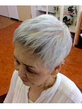 レユニオン(reunion hair) 【reunion  hair】ホワイティショート