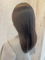 ジーナ 船橋(Zina)&nbsp;オトナ女子ツヤ髪アッシュカラーふんわりミディシースルーバング