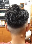 ツイストスパイラルパーマアップバングスタイル(コンマヘア)