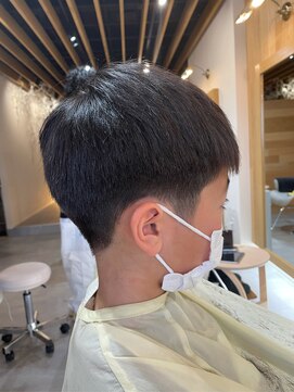 キレイコムデュース(Deuce) 刈り上げショート