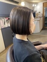 ヘアアンドスパ リコ(Hair&Spa Rico By LikkleMore)&nbsp;切りっぱなしボブ|グレーベージュ/ステップボーンカット