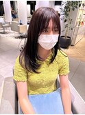 大人かわいいフェイスレイヤーミディアム前髪あり