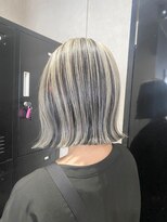 アンダーバーホワイト 堺東店(_WHITE)&nbsp;切りっぱなしボブ×ミニボブ