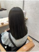 オリーブグレージュ