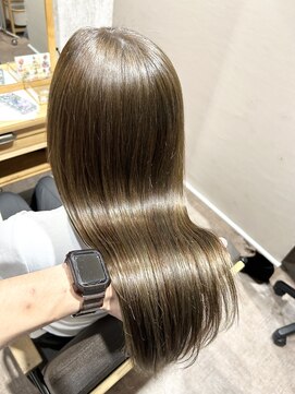 マーシュアトレ(marshu atre) ☆髪質改善カラー×オリーブグレージュ【辰己style】