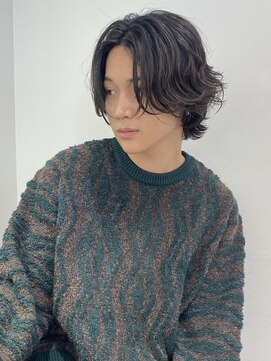 ユーフォリア 渋谷グランデ(Euphoria SHIBUYA GRANDE) ミディアムレイヤー　ニュアンスパーマ　毛流れパーマ　MOMO