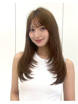 ユーフォリア エヌ 池袋サンシャイン通り店(Euphoria +n) レイヤーカット/ロングレイヤー/ロングウルフ