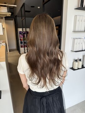 ミー 岡崎(mii) ミルクティーベージュ[岡崎.北岡崎.ダブルカラー]