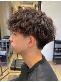 ツイストスパイラルパーマショートレイヤーマッシュツーブロック