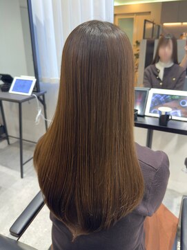 ソヨン 金山店(SOYON) ミルクティーベージュ/スモーキーブラウン/ブリーチなしカラー