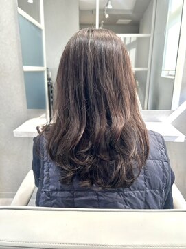 ファイブ ノーヴル カラット(5 Noble ct.) 【加藤】コテ巻き風パーマ