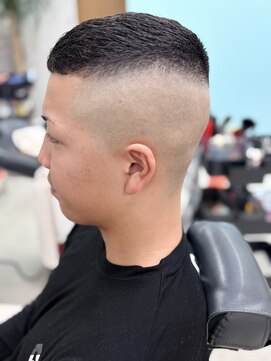 サムズヘア(Sam's hair) メンズカットハイスキンフェードクロップスタイル