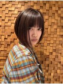 びっくりするくらいの前下がりボブ