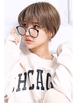 クラッチ 天王寺(CLUTCH) 大人可愛い小顔美髪前下がりショートボブ丸みショートA3