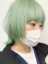 ソーコ 渋谷(SOCO) ショートウルフマッシュウルフレイヤーカットグリーンカラー