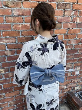 ビハツヤ(BIHATSU-YA) ゆるっとまとめ髪×シンプルリボン結び