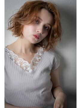 カバーヘア ブリス 川口(COVER HAIR bliss) かきあげバングオンブレ抜け感金髪ボブパーマw川口20代30代40代