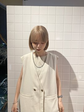 ネイロバイマージ(merge) ホワイトベージュ × ボブ