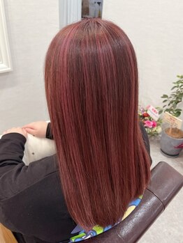 サロンドウイ(salon de OUI)の写真/トレンドから個性派まで、ワンランク上のおしゃれカラーを♪透明感と柔らかな質感のカラーを実現します◎