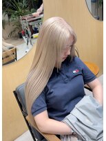 スタン 渋谷(Stam)&nbsp;ブロンドロングハイトーンダブルカラー透明感ブリーチ渋谷原宿