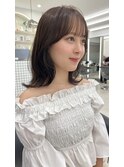 まろやかオリーブベージュのくびれミディ